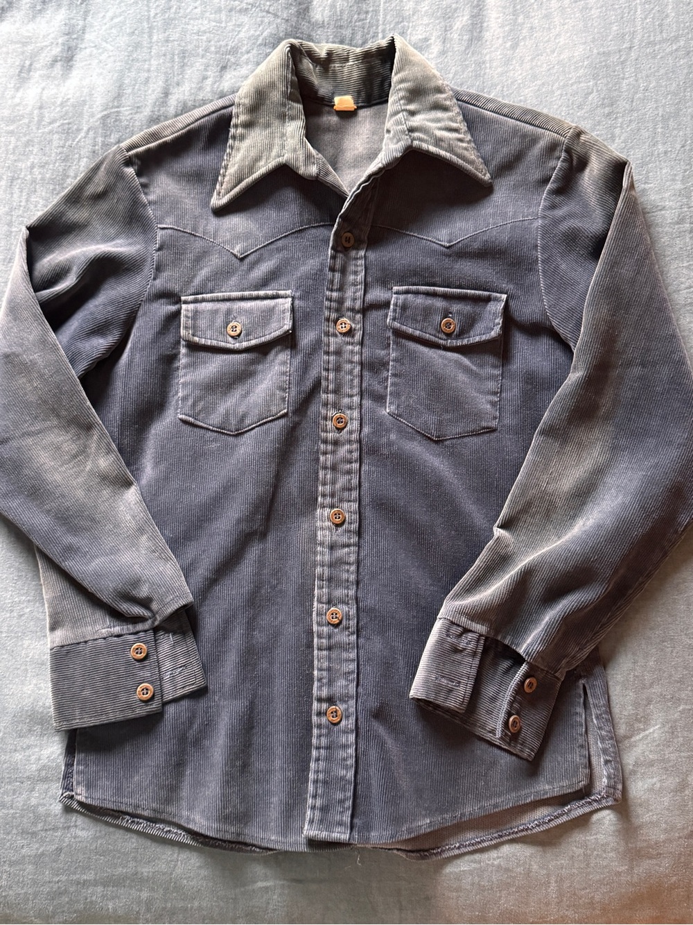 Vintage Blue Corduroy Button-Up Shirt Jacket (M)
